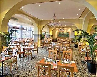 Ξενοδοχείο με διαμερίσματα Pestana Madeira Beach Club Φουνκάλ